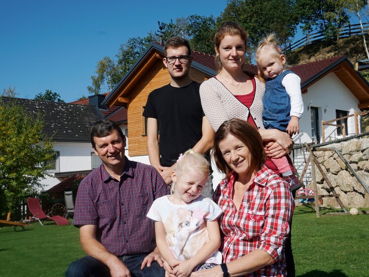 Familie Kriechbaumer vom Löschgruberhof | © Urlaub am Bauernhof Oberösterreich / Harald Puchegger