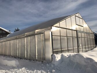 Gewächshaus beim Dornerhof im Winter | © Urlaub am Bauernhof Österreich / Dorner