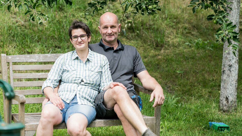 Barbara und Richard Lainer vom Biobauernhof Aubauer im Großarltal | © Urlaub am Bauernhof im SalzburgerLand / Matthias Gruber