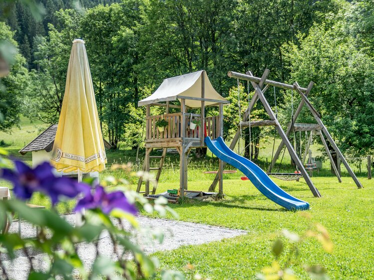 Kinderspielplatz am Vorderoberlehengut | © Urlaub am Bauernhof im SalzburgerLand / Matthias Gruber