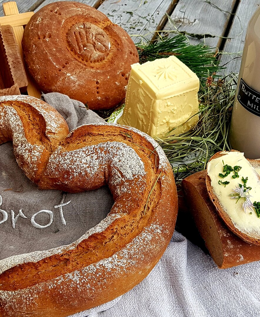 Butterbrot, Brot, Butterbrot, Brezen, Windhofgut in Annaberg, Salzburger Land | © Windhofgut / Andrea Schilchegger