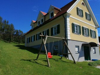 Aussenansicht Apfelhof Kober, Steiermark | © Urlaub am Bauernhof Steiermark|Apfelhof Kober