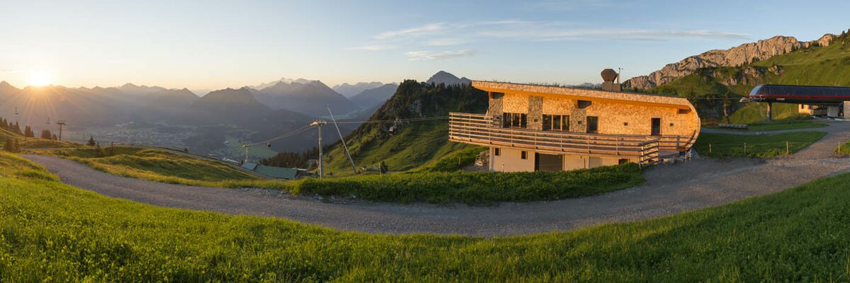 Hahnenkamm Panorama | © TVB Reutte