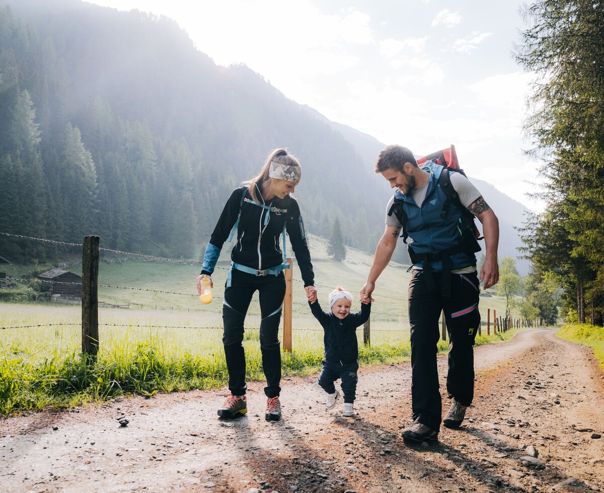 Familienwanderung Kristeinertal | © TVB Osttirol/Elias Bachmann