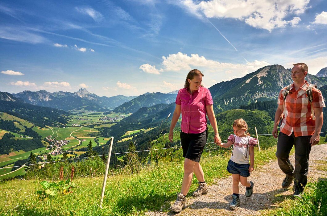 Familienwanderung | © TVB Tannheimer Tal/ Achim Meurer